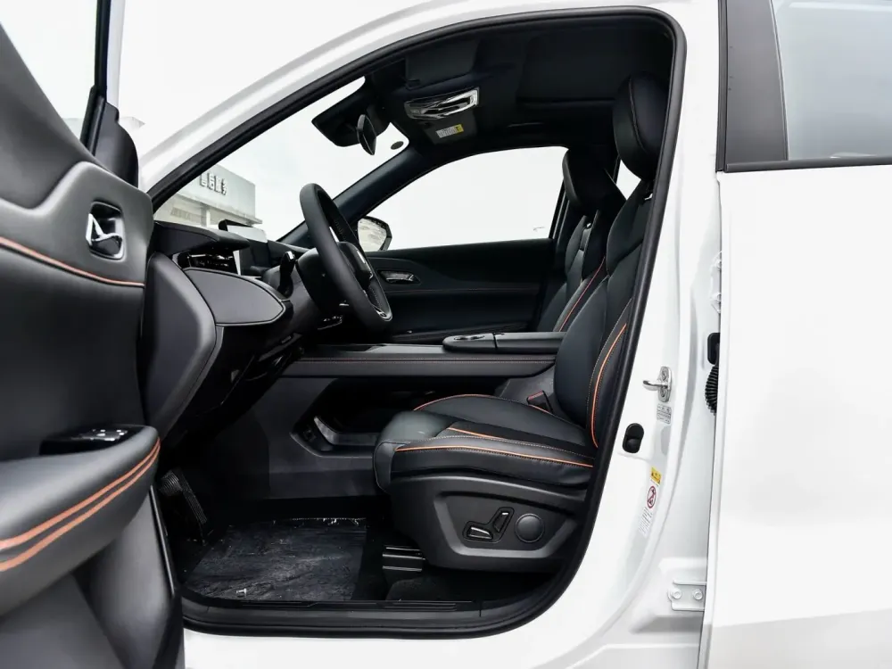 Продажа Changan UNI-Z I, 2026г., Минск Минск - изображение 15
