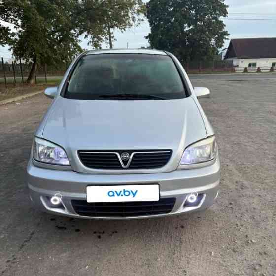 Продажа Opel Zafira A · Рестайлинг, 7 мест, 2004 г. в Полоцке Полоцк