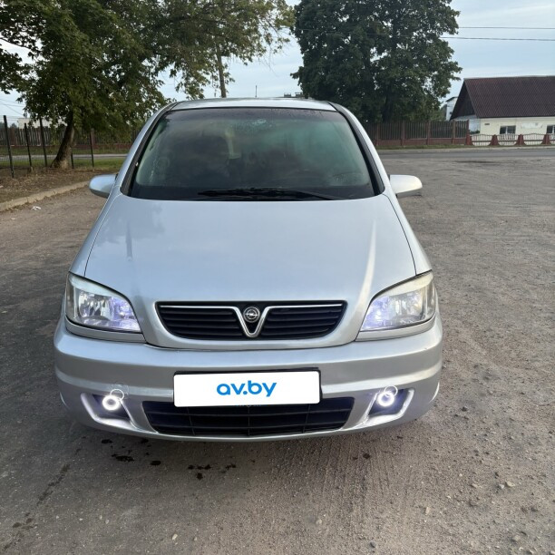Продажа Opel Zafira A · Рестайлинг, 7 мест, 2004 г. в Полоцке Полоцк - изображение 3