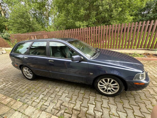Продажа Volvo V40 I · Рестайлинг, 2003 г. в Минске Минск - изображение 2